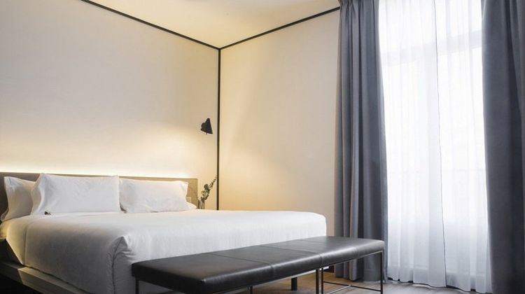 ICON Embassy Room