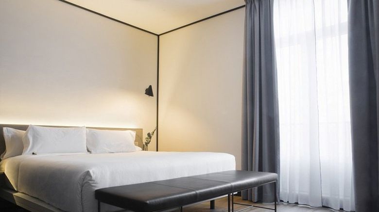 <b>ICON Embassy Room</b>. Images powered by <a href="https://www.leonardoworldwide.com/" title="Leonardo Worldwide" target="_blank">Leonardo</a>.