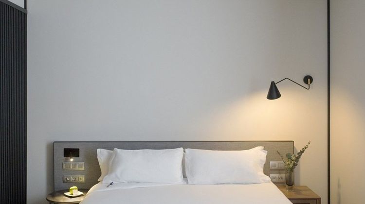 ICON Embassy Room