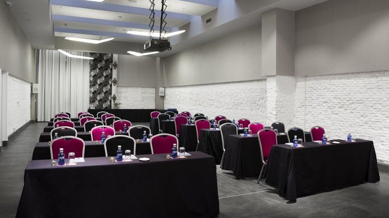 <b>Hotel Petit Palace Savoy Alfonso XII Meeting</b>. Images powered by <a href="https://www.leonardoworldwide.com/" title="Leonardo Worldwide" target="_blank">Leonardo</a>.