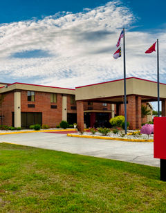 Red Roof Inn & Suites Jacksonville, NC