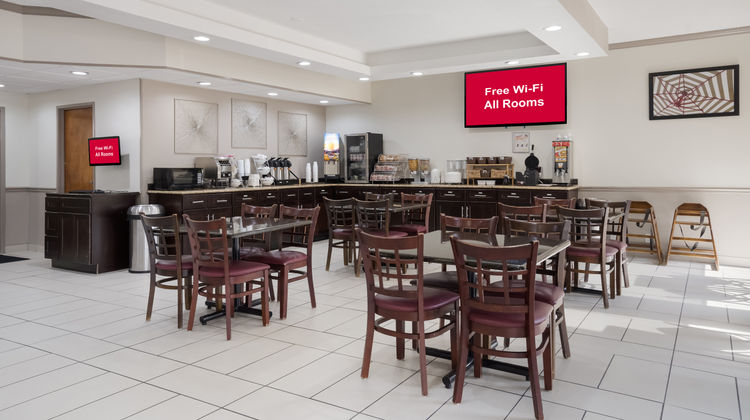 Red Roof Inn & Suites Jacksonville, NC Restaurant