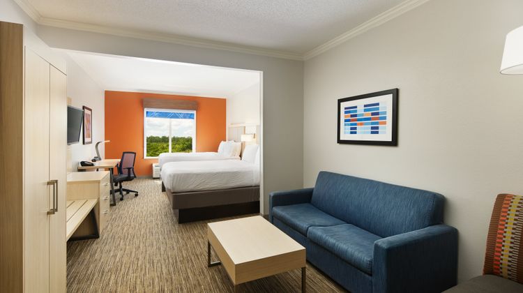 Holiday Inn Express & Suites Bonifay Room