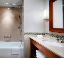 The Westin Bayshore, Vancouver Room