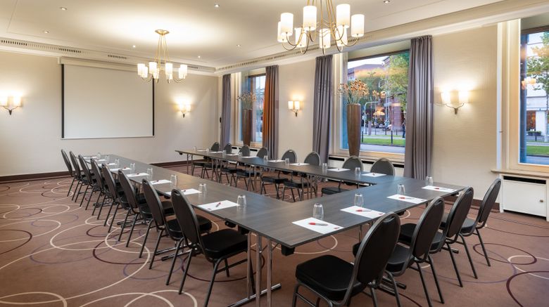 <b>Leonardo Royal Hotel Mannheim Meeting</b>. Images powered by <a href="https://leonardo.com/" title="Leonardo Worldwide" target="_blank">Leonardo</a>.