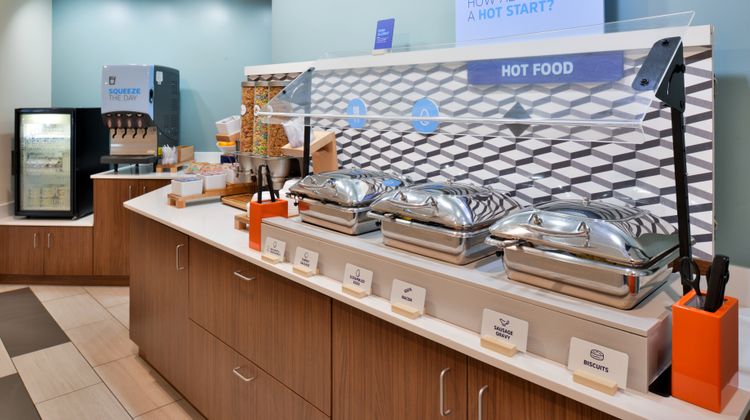 Holiday Inn Express Blowing Rock South Restaurant