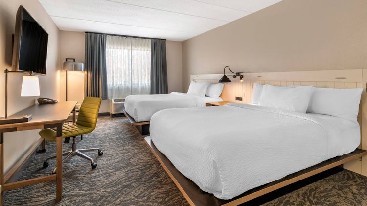 Fairfield Inn & Suites Providence Arpt Room