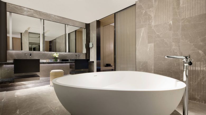 <b>Courtyard by Marriott Shenzhen Northwest Room</b>. Images powered by <a href="https://www.leonardoworldwide.com/" title="Leonardo Worldwide" target="_blank">Leonardo</a>.