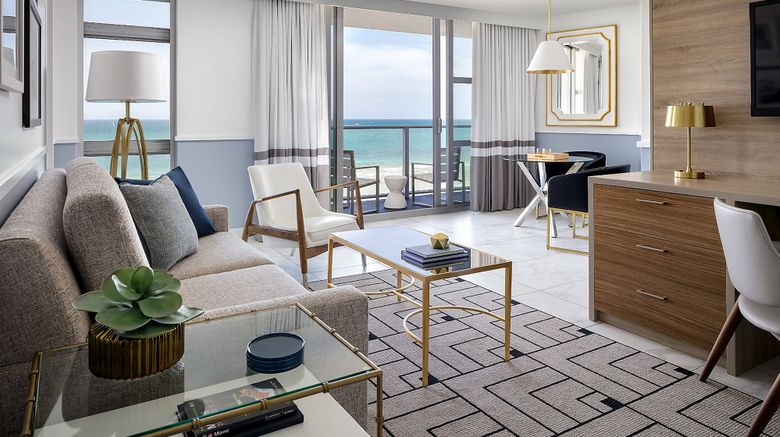 <b>Cadillac Hotel-Beach Club, Autograph Col Suite</b>. Images powered by <a href="https://www.leonardoworldwide.com/" title="Leonardo Worldwide" target="_blank">Leonardo</a>.