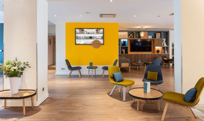 Holiday Inn Lyon-Vaise Lobby