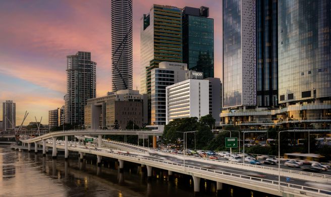 Voco Brisbane City Centre Exterior