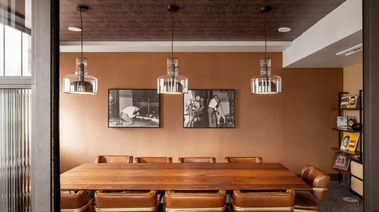 <b>Hotel Forty Five Macon,Tribute Portfolio Meeting</b>. Images powered by <a href="https://www.leonardoworldwide.com/" title="Leonardo Worldwide" target="_blank">Leonardo</a>.