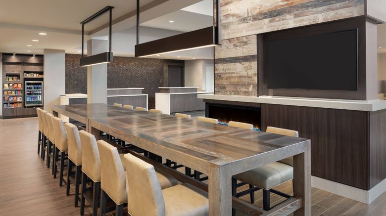 <b>Residence Inn Minneapolis-St. Paul Arpt Lobby</b>. Images powered by <a href="https://www.leonardoworldwide.com/" title="Leonardo Worldwide" target="_blank">Leonardo</a>.