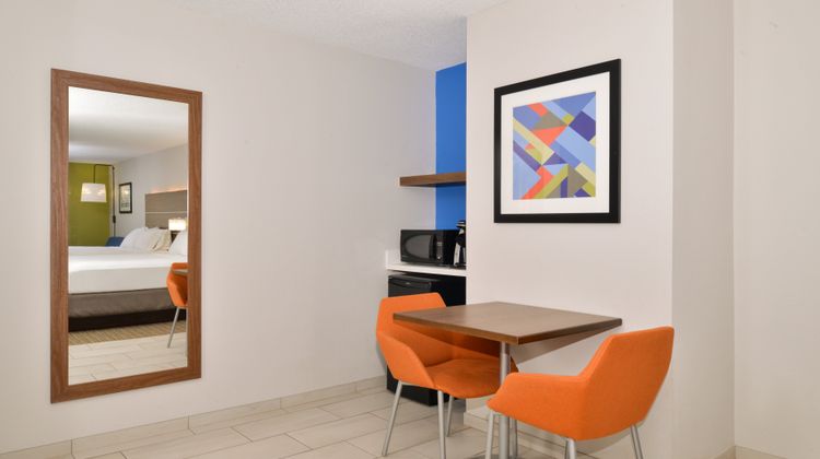 Holiday Inn Express Blowing Rock South Room