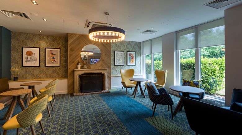 <b>Holiday Inn Cambridge Lobby</b>. Images powered by <a href="https://www.leonardoworldwide.com/" title="Leonardo Worldwide" target="_blank">Leonardo</a>.