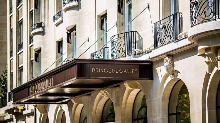 Prince de Galles, Luxury Collection Exterior