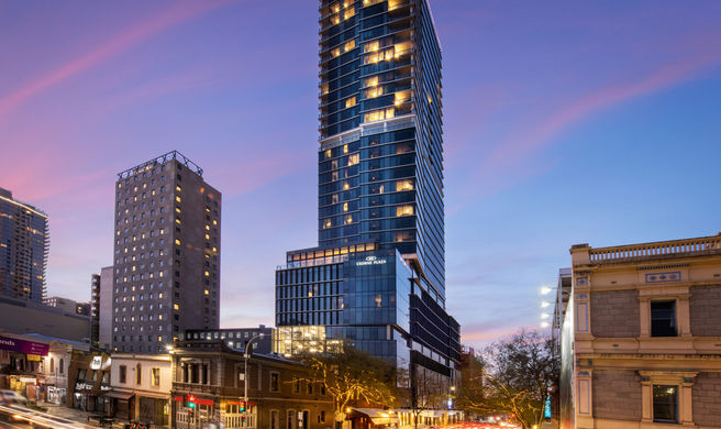 Crowne Plaza Adelaide Exterior