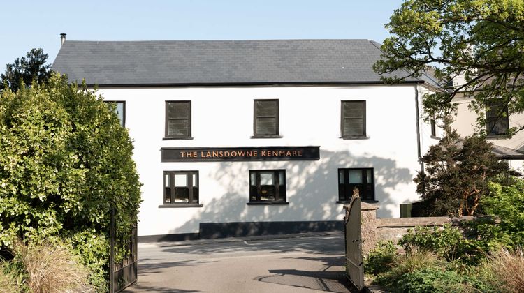 The Lansdowne Kenmare Exterior