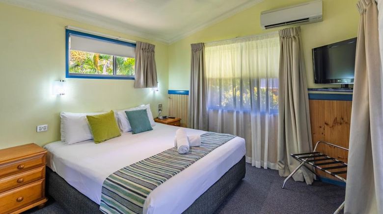 <b>Ingenia Holidays Cairns Coconut Room</b>. Images powered by <a href="https://www.leonardoworldwide.com/" title="Leonardo Worldwide" target="_blank">Leonardo</a>.
