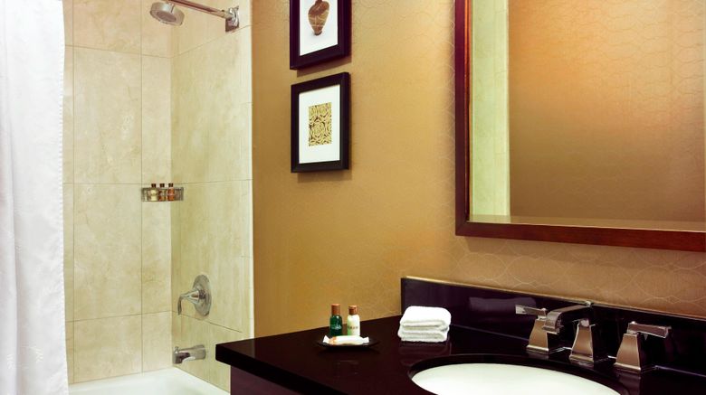 <b>Sheraton Harrisburg Hershey Hotel Room</b>. Images powered by <a href="https://www.leonardoworldwide.com/" title="Leonardo Worldwide" target="_blank">Leonardo</a>.