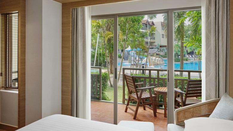 <b>Phuket Marriott Resort-Spa, Merlin Beach Pool</b>. Images powered by <a href="https://www.leonardoworldwide.com/" title="Leonardo Worldwide" target="_blank">Leonardo</a>.