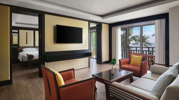 Phuket Marriott Resort-Spa, Merlin Beach Suite