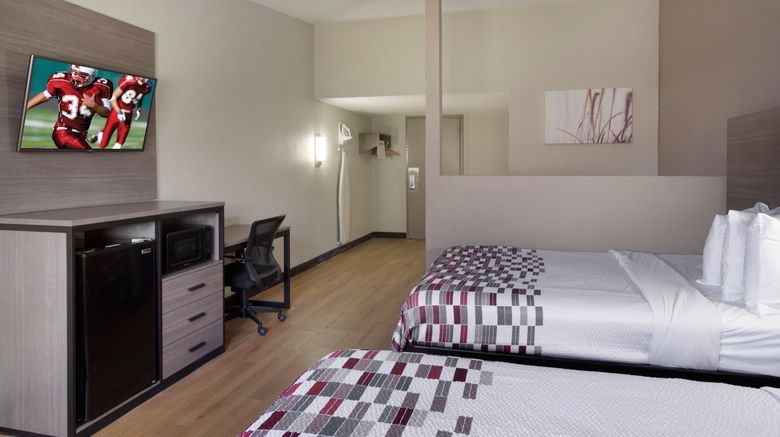 <b>Red Roof Inn & Suites Brunswick I-95 Suite</b>. Images powered by <a href="https://www.leonardoworldwide.com/" title="Leonardo Worldwide" target="_blank">Leonardo</a>.