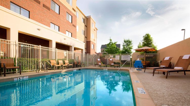 Courtyard Dallas Arlington South Pool