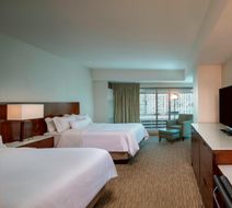 Westin Boston Seaport District Room