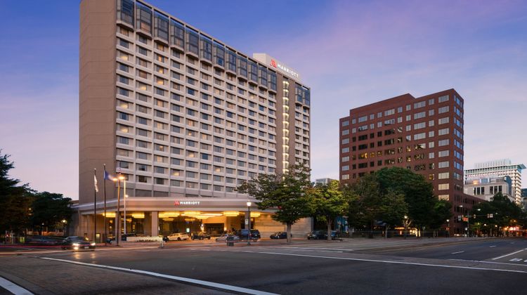 Richmond Marriott Exterior