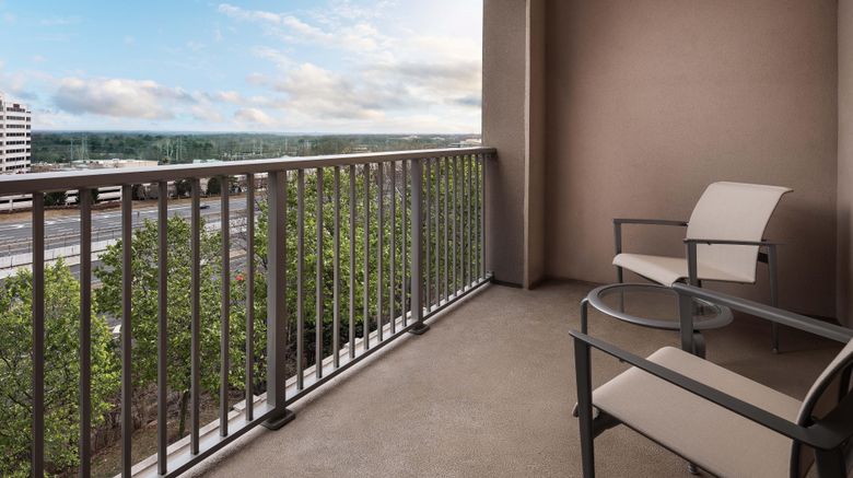 <b>The Westin Reston Heights Suite</b>. Images powered by <a href="https://www.leonardoworldwide.com/" title="Leonardo Worldwide" target="_blank">Leonardo</a>.