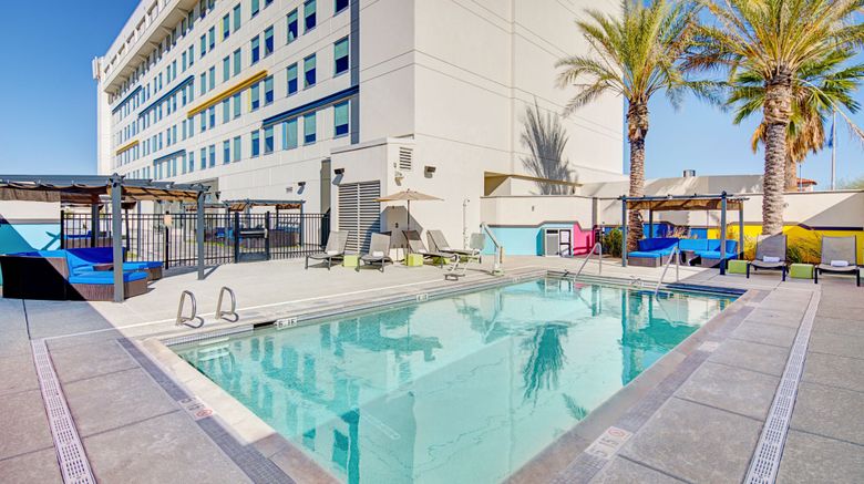 <b>aloft Tucson University Recreation</b>. Images powered by <a href="https://www.leonardoworldwide.com/" title="Leonardo Worldwide" target="_blank">Leonardo</a>.
