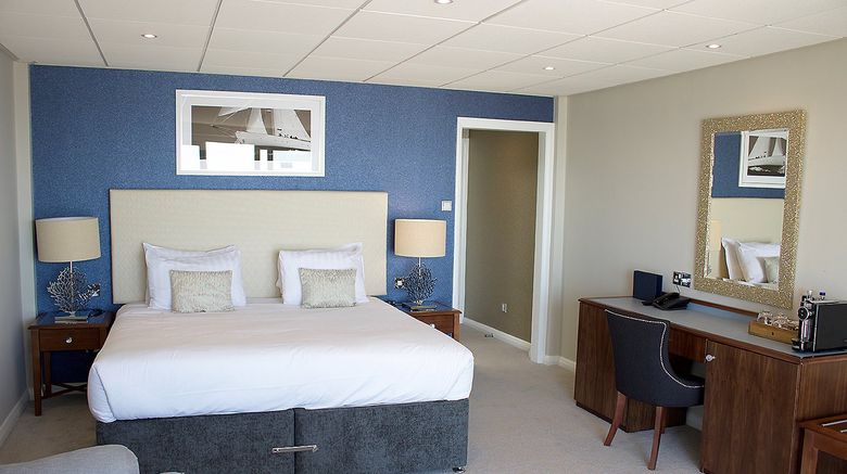 <b>Sandbanks Hotel Beach</b>. Images powered by <a href="https://www.leonardoworldwide.com/" title="Leonardo Worldwide" target="_blank">Leonardo</a>.