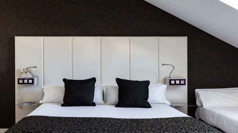 <b>Petit Palace Santa Barbara Room</b>. Images powered by <a href="https://www.leonardoworldwide.com/" title="Leonardo Worldwide" target="_blank">Leonardo</a>.