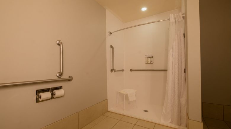 <b>Holiday Inn Express Mankato East Room</b>. Images powered by <a href="https://www.leonardoworldwide.com/" title="Leonardo Worldwide" target="_blank">Leonardo</a>.
