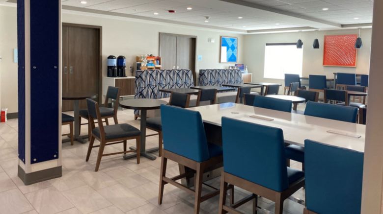 <b>Holiday Inn Express & Suites Restaurant</b>. Images powered by <a href="https://www.leonardoworldwide.com/" title="Leonardo Worldwide" target="_blank">Leonardo</a>.
