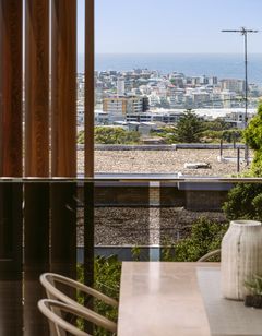Urban Rest - Azure Apartments Bondi