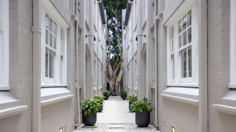 Urban Rest - Mulwarree Avenue Exterior