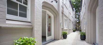 Urban Rest - Mulwarree Avenue Exterior