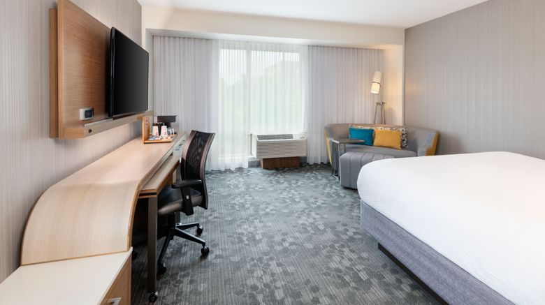 <b>Courtyard Atlanta Alpharetta/Avalon Area Suite</b>. Images powered by <a href="https://www.leonardoworldwide.com/" title="Leonardo Worldwide" target="_blank">Leonardo</a>.