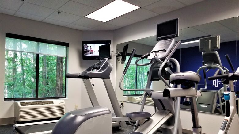 <b>Holiday Inn Express Apex Health Club</b>. Images powered by <a href="https://www.leonardoworldwide.com/" title="Leonardo Worldwide" target="_blank">Leonardo</a>.