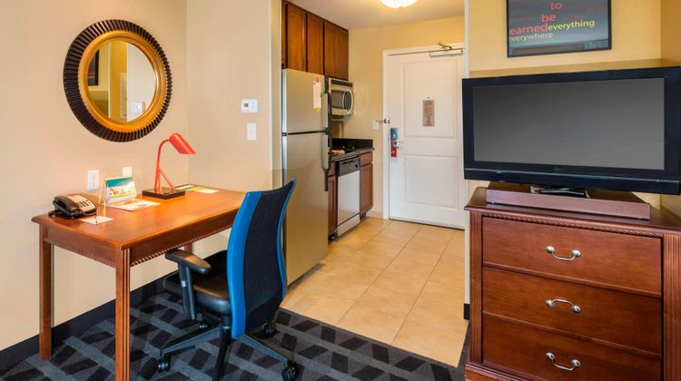 TownePlace Suites Houston N/Shenandoah Suite