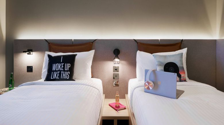 <b>Moxy Slough Room</b>. Images powered by <a href="https://www.leonardoworldwide.com/" title="Leonardo Worldwide" target="_blank">Leonardo</a>.
