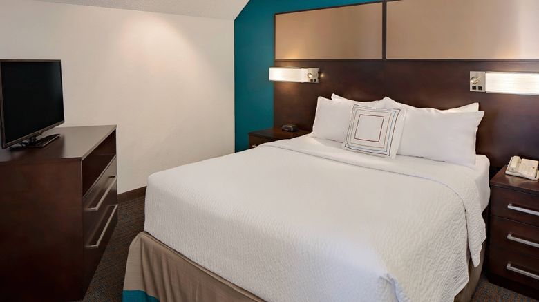 <b>Residence Inn Fremont Silicon Valley Suite</b>. Images powered by <a href="https://www.leonardoworldwide.com/" title="Leonardo Worldwide" target="_blank">Leonardo</a>.