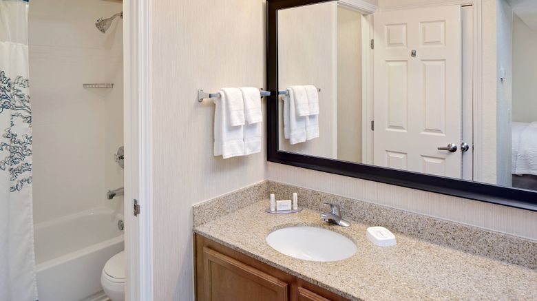 <b>Residence Inn Fremont Silicon Valley Room</b>. Images powered by <a href="https://www.leonardoworldwide.com/" title="Leonardo Worldwide" target="_blank">Leonardo</a>.