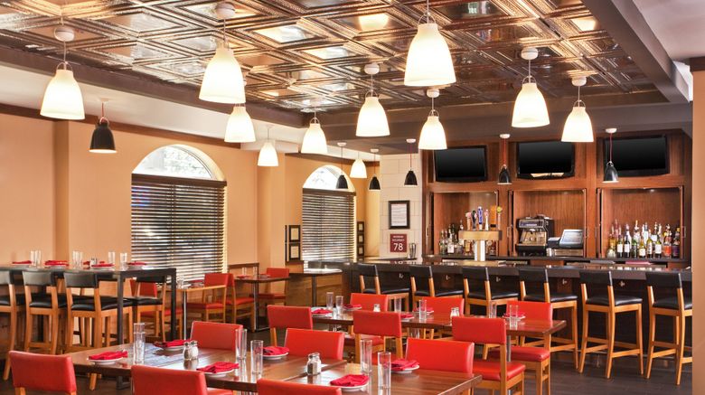 <b>Four Points by Sheraton Louisville Arpt Restaurant</b>. Images powered by <a href="https://www.leonardoworldwide.com/" title="Leonardo Worldwide" target="_blank">Leonardo</a>.