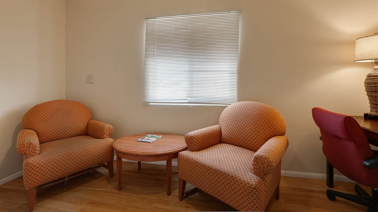 Red Roof Inn Needles Suite