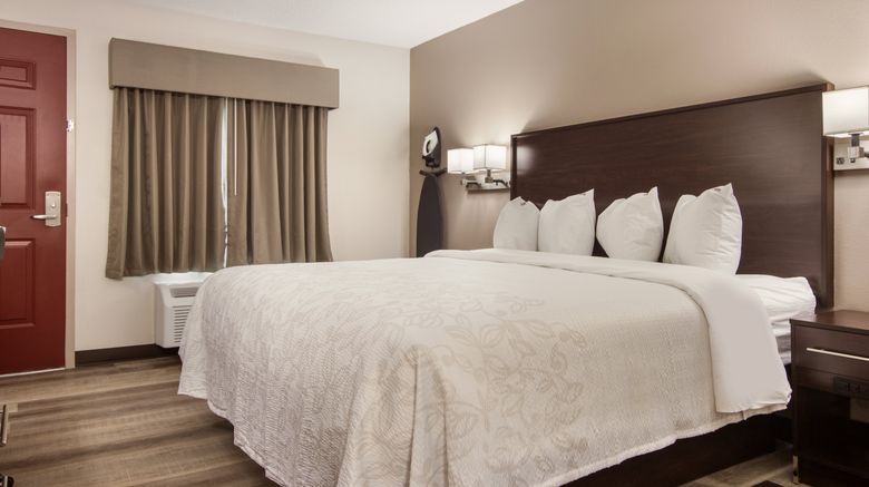 <b>Red Roof PLUS+ & Suites Erie Room</b>. Images powered by <a href="https://www.leonardoworldwide.com/" title="Leonardo Worldwide" target="_blank">Leonardo</a>.