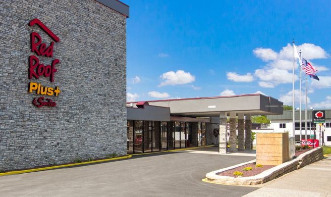 Red Roof PLUS+ & Suites Erie Exterior