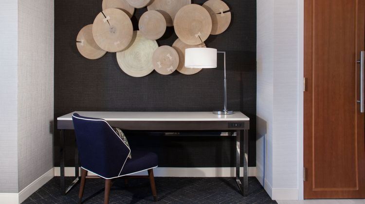 Fremont Marriott Silicon Valley Suite
